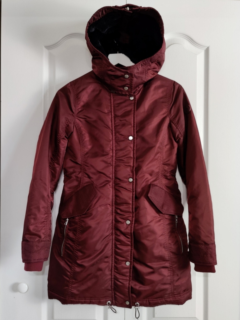 Abercrombie Fitch Split Hood Parka Burgundy Red Water Resistant Womens XS Coat